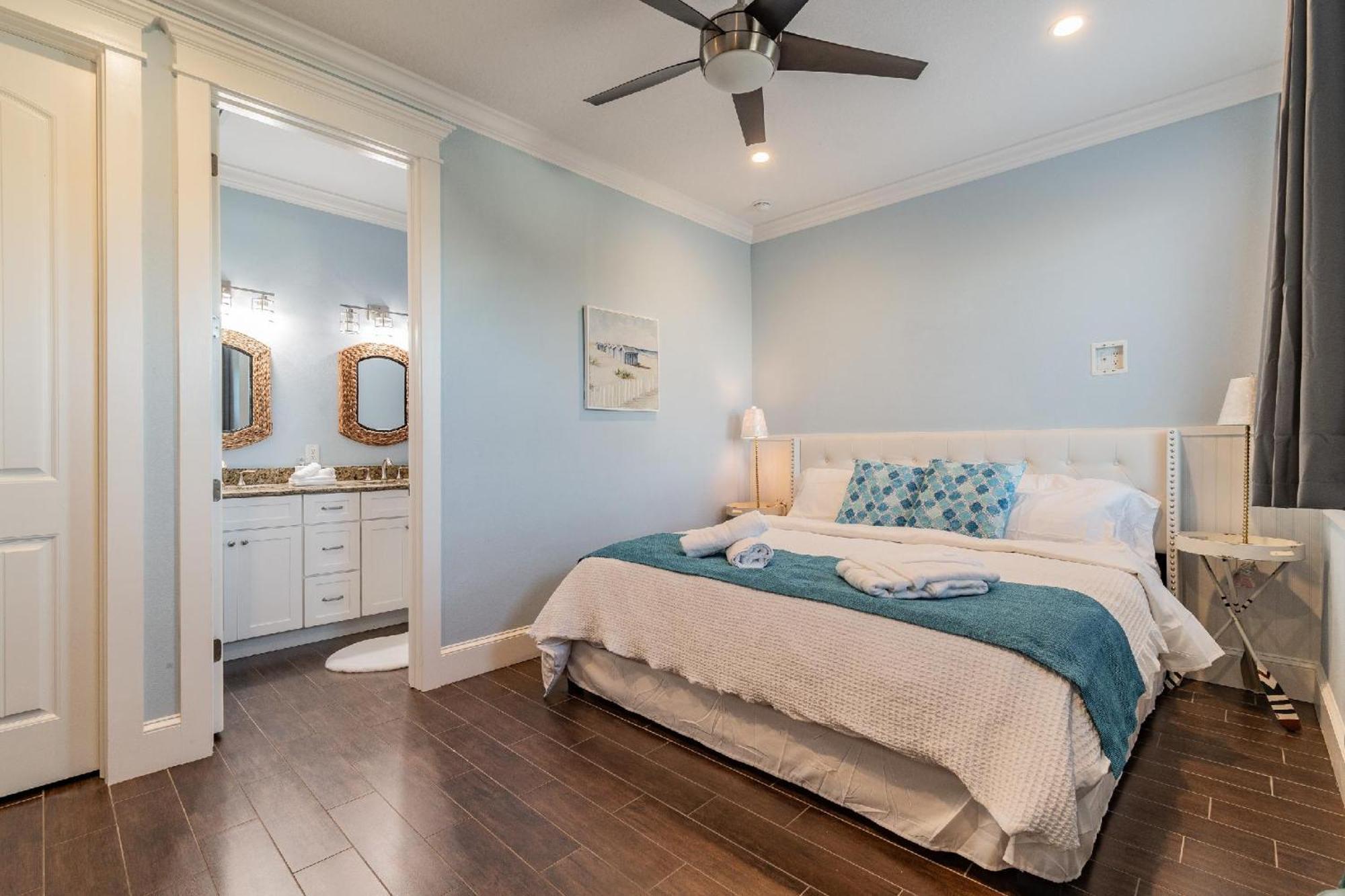 Playa Esmeralda Home! Bradenton Beach Now Open!!! Exterior photo