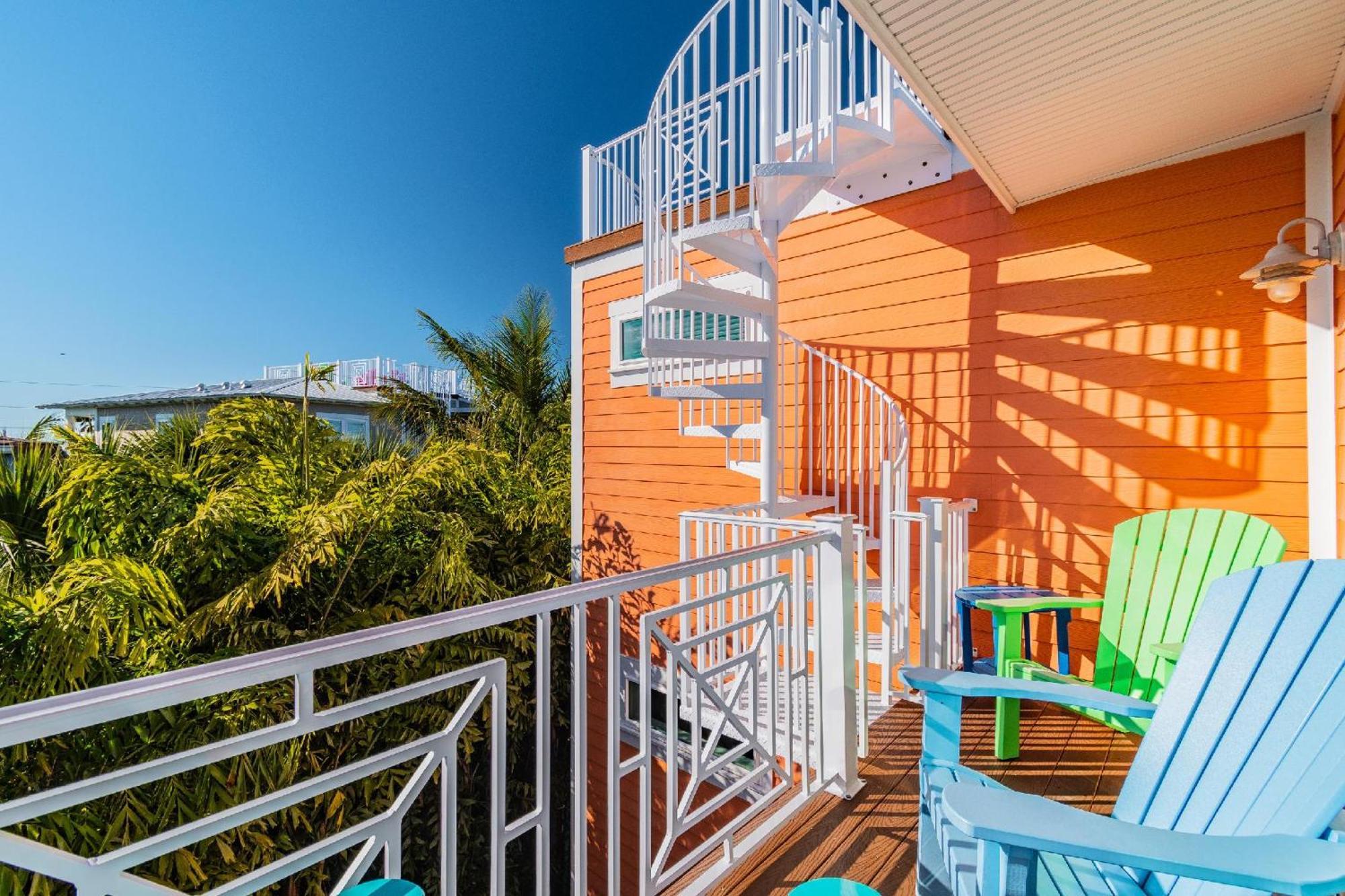 Playa Esmeralda Home! Bradenton Beach Now Open!!! Exterior photo