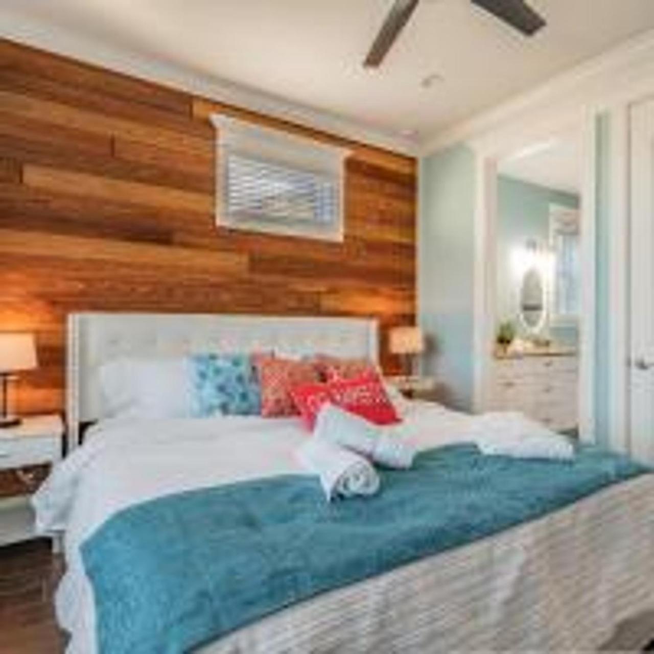 Playa Esmeralda Home! Bradenton Beach Now Open!!! Exterior photo